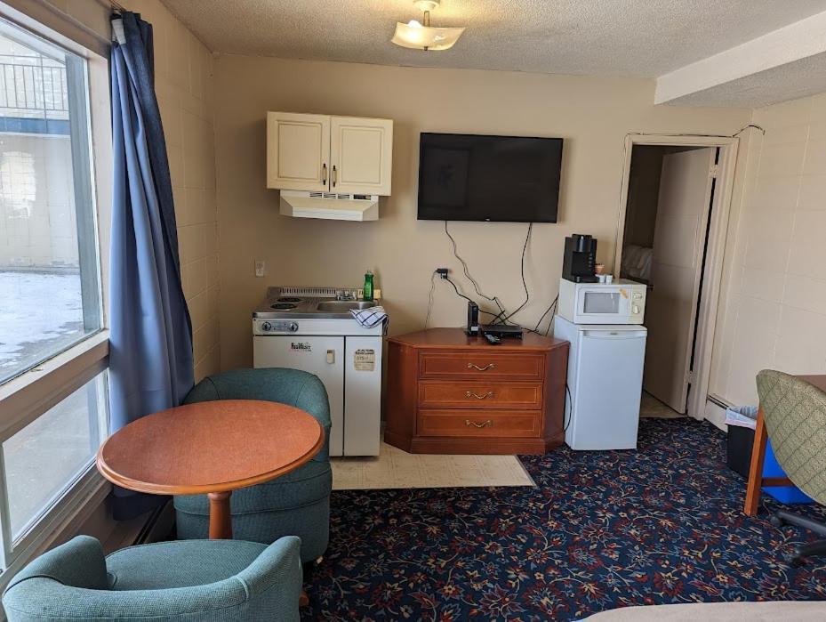 Matador Motel Drayton Valley Eksteriør bilde
